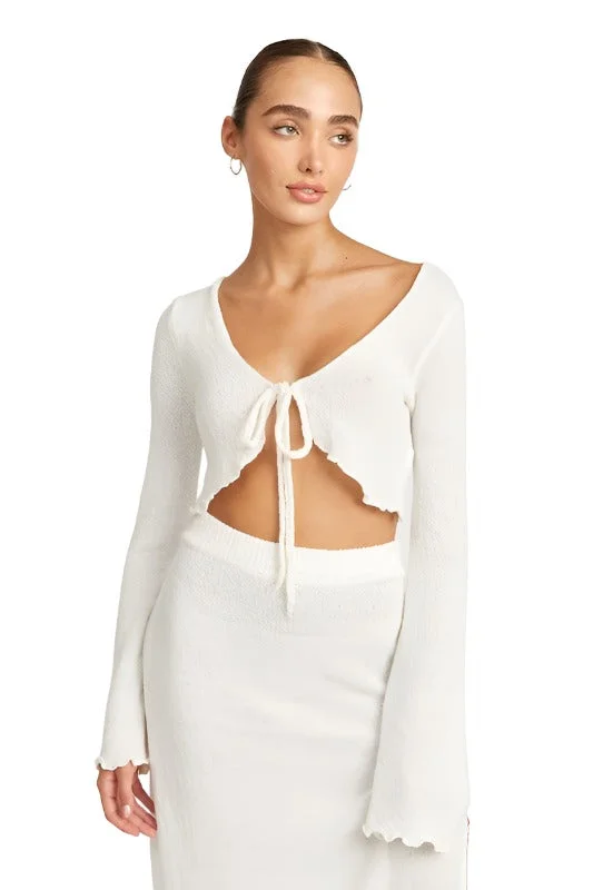 LONG SLEEVE FRONT TIE CROPPED TOP