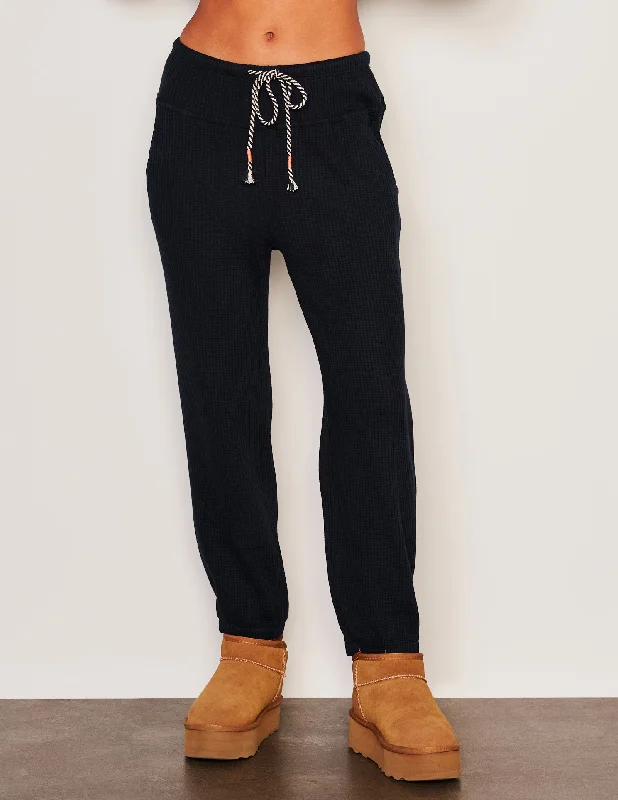 Sundry Seamed Sweatpant in Deep Navy