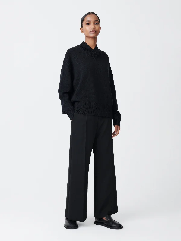 Sydney Viscose Pant in Darkest Navy