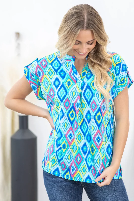 Blue Diamond Print Wrinkle Free Lizzy Top